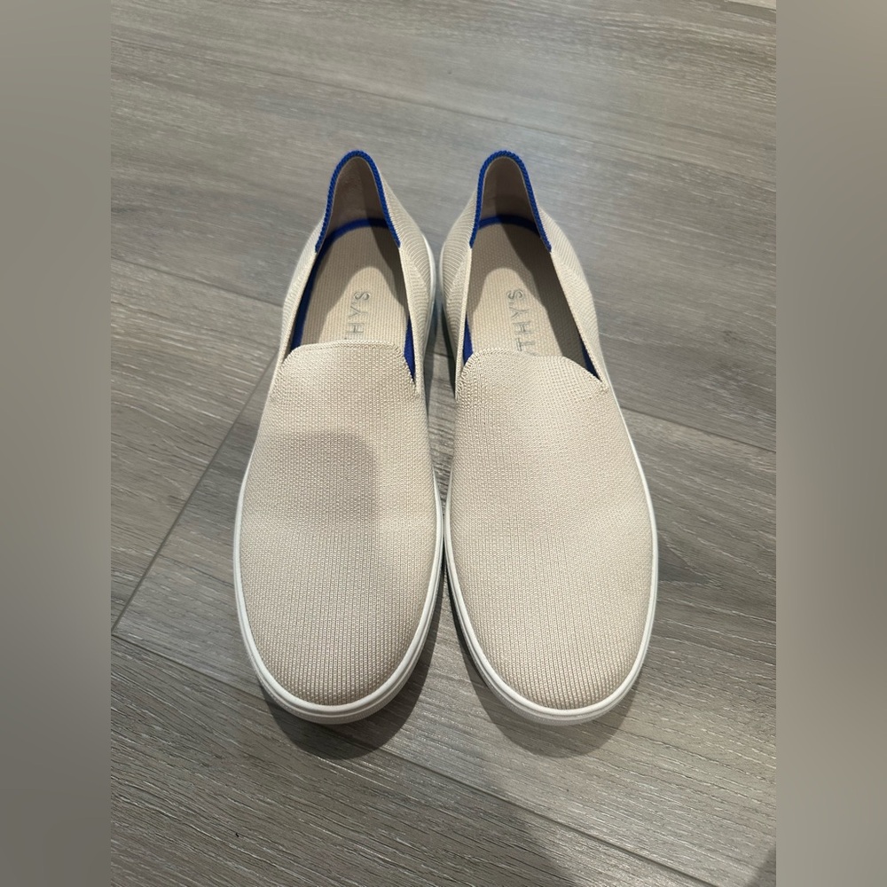 The Original Slip On Sneaker SIZE 9 (Runs like 8.5) Lightly worn